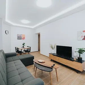 https://apt-comfy-and-stylish.hotelschalkidiki.net